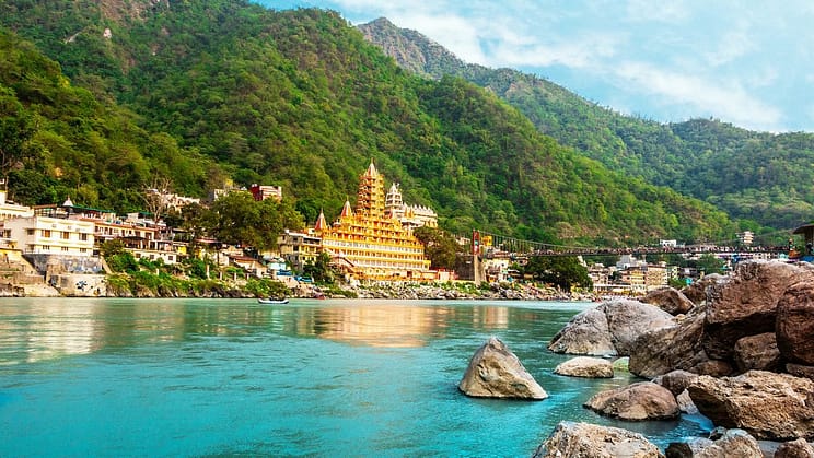 UTDB_media_logo1746688411lakshman-jhula-bridge-rishikesh-uttrakhand-city-1-hero
